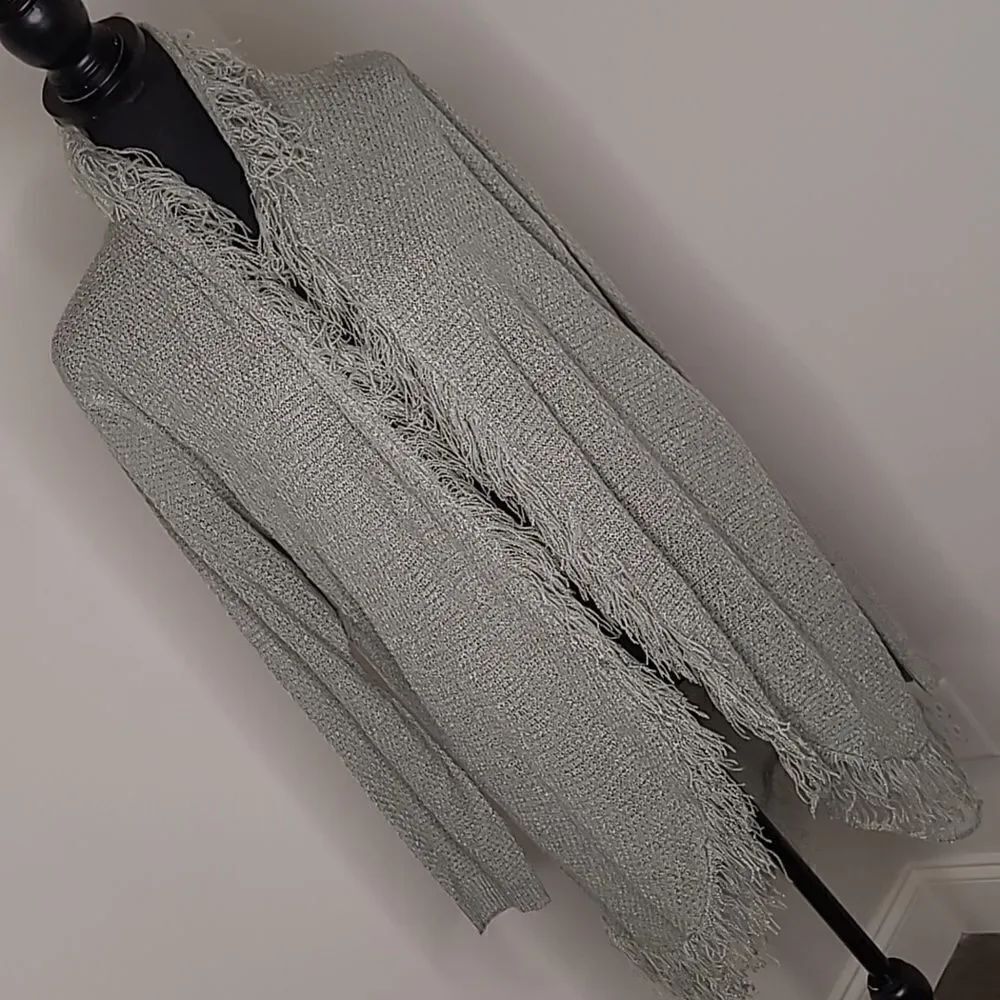 Doe & Rae frayed lightweight cardigan NWT